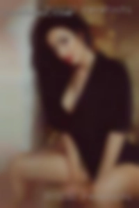 RenatoChi nude woman 70